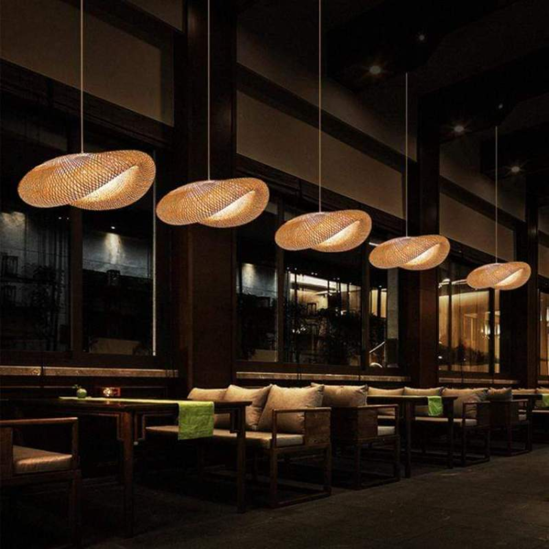 EcoSphere: Design LED-Hängelampe aus Bambus. Kugelform, nachhaltig, warmweiß. Perfekte Beleuchtung für Ihr Zuhause.