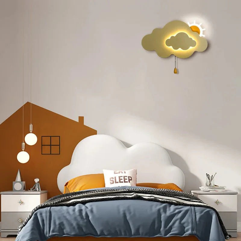 Elegante rosa Kinder Wandlampe, perfekt als Kinderzimmerlampe und stimmungsvolles Nachtlicht. Moderne Dekoration.