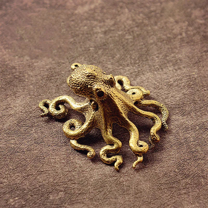 Detailreiche Oktopus-Statue als einzigartige Tischdekoration. Maritimes Wohnaccessoire & Kunst-Geschenk.