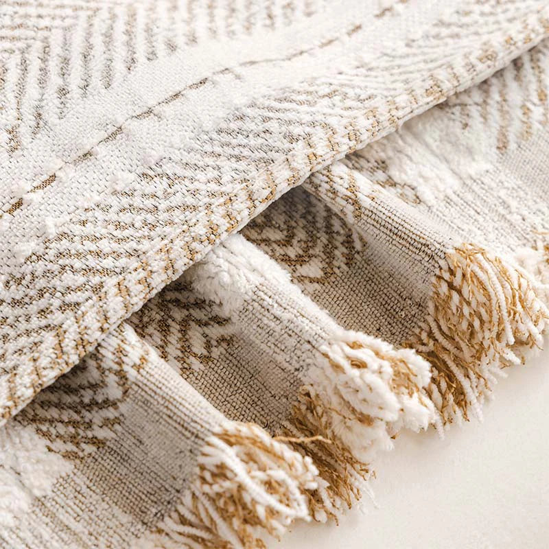 Haustierfreundliche, kratzfeste Fischgrät-Sofahülle aus Chenille, schützt Ihr Sofa effektiv.