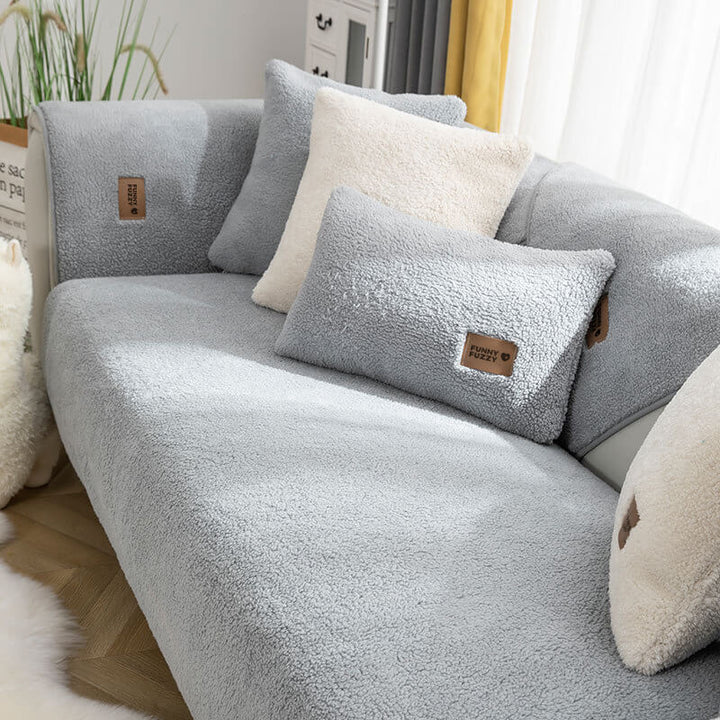 Extra warmer, dicker Sherpa-Fleece Sofabezug, wasserdicht & rutschfest, für kalte Tage im Wohnzimmer.