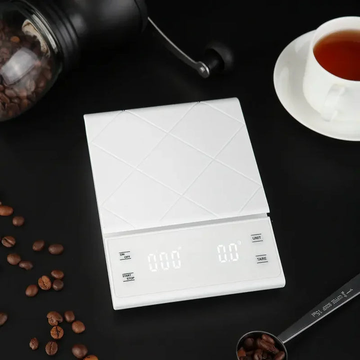Elektronische Backwaage bis 5 kg, ein unverzichtbarer Küchenhelfer für genaue Rezepte.