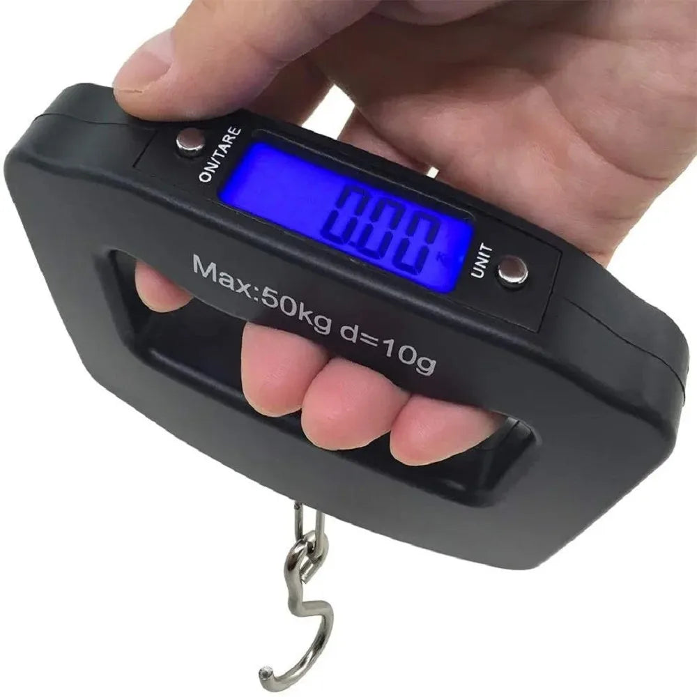 Digitale Reise Kofferwaage mit LCD-Anzeige für präzises Wiegen von Gepäck bis 50 kg. Ideal für Handgepäck.