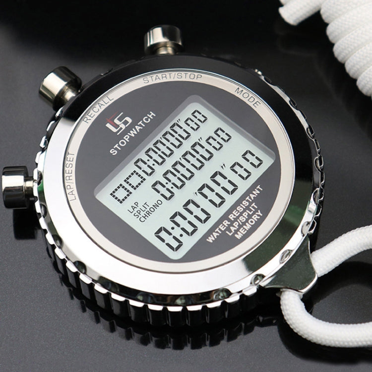 Digitale Sport Stoppuhr mit intuitivem 3-Zeilen-Display, essentiell für präzise Zeitmessung im Sportbereich.