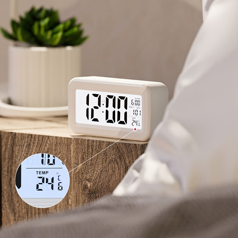 Moderner Digitalwecker mit klarer LCD-Anzeige und Schlummerfunktion. Zeit und Temperatur leicht ablesbar.