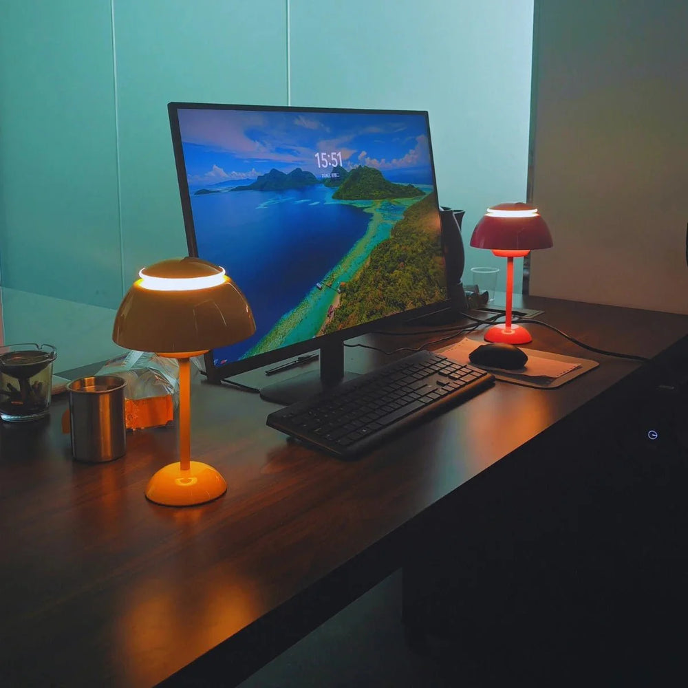 Akku-betriebene, kabellose LED Tischlampe mit Touchdimmer, ideal für flexible Innenbeleuchtung & Stimmungslicht.
