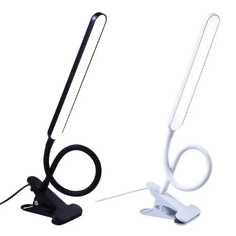 Flexible USB LED-Klemmleuchte, dimmbar, perfekt als augenschonende Nachttischlampe mit variabler Helligkeit.