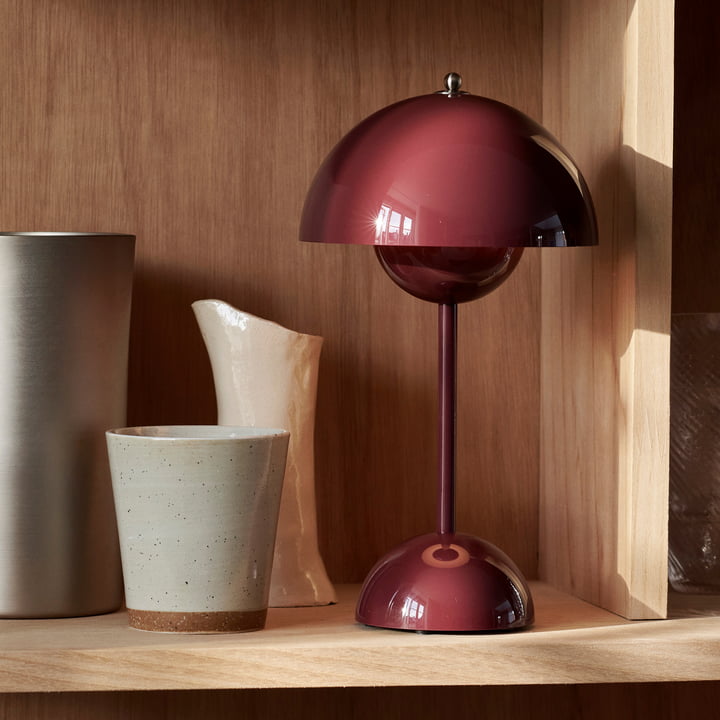 Kabellose LED Lampe MoonGlow, dimmbar, perfekt als Nachttischlampe oder Büroleuchte.