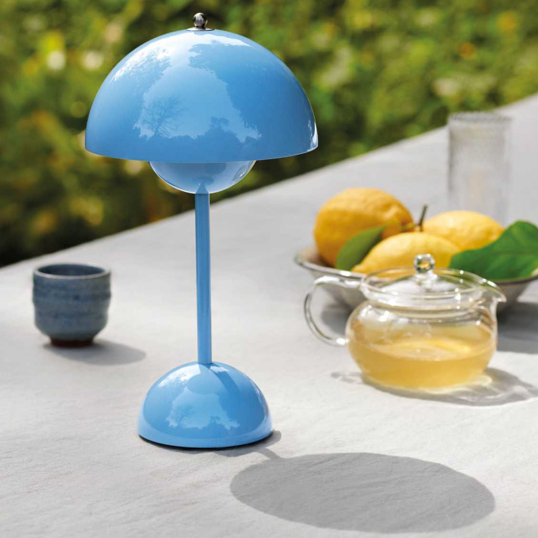 Vintage-inspirierte dimmbare LED Tischlampe MoonGlow, kabellos, für stimmungsvolle Dekoration.