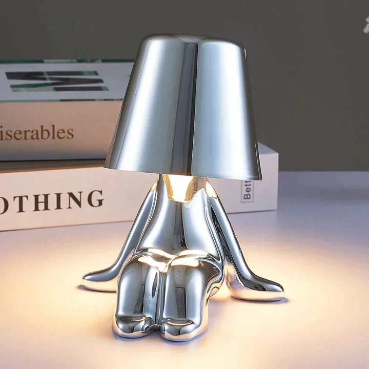 Weiße LED Tischlampe, dimmbar, für sauberes und beruhigendes Schlafzimmerlicht.