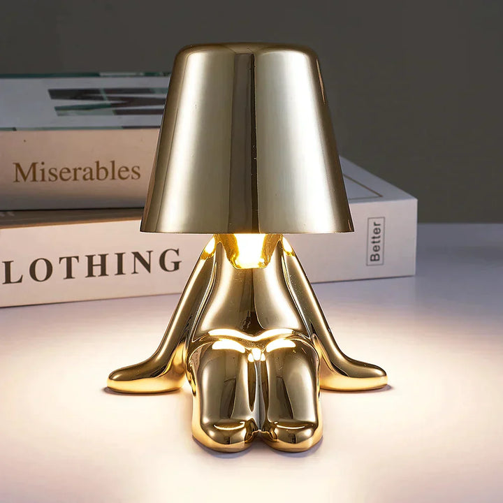 Elegante dimmbare LED Tischleuchte mit warmweißem Licht für entspannte Atmosphäre.