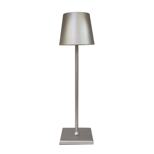 Kabellose Akkulampe, dimmbare LED Tischlampe. Minimalistisches Design für flexibles Licht und schönes Ambiente.