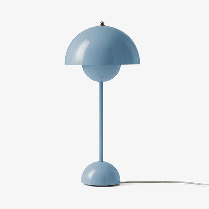 Akku-betriebene LED-Tischlampe, dimmbar mit 3 Lichtfarben. Kabellos und tragbar für flexible Beleuchtung.