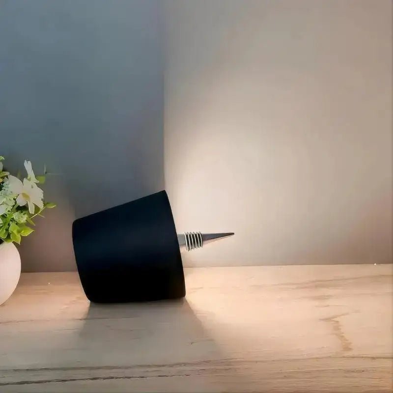Moderne dimmbare LED-Leuchte, Touch-steuerbar, perfekt als Schreibtischlampe oder Akzentlicht für zu Hause.