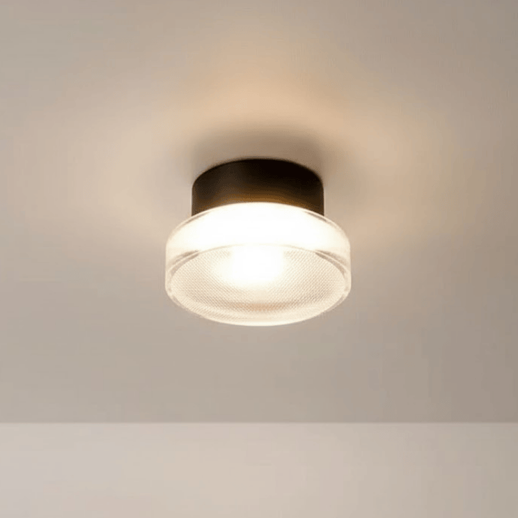 Dimmbare LED Wandleuchte modern, warmweißes Licht, für stilvolles Ambiente im Wohnzimmer.