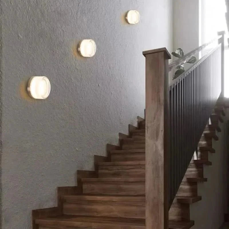Designleuchte LED, energieeffizient, warmweißes Ambientelicht, perfekt als moderne Innenleuchte.