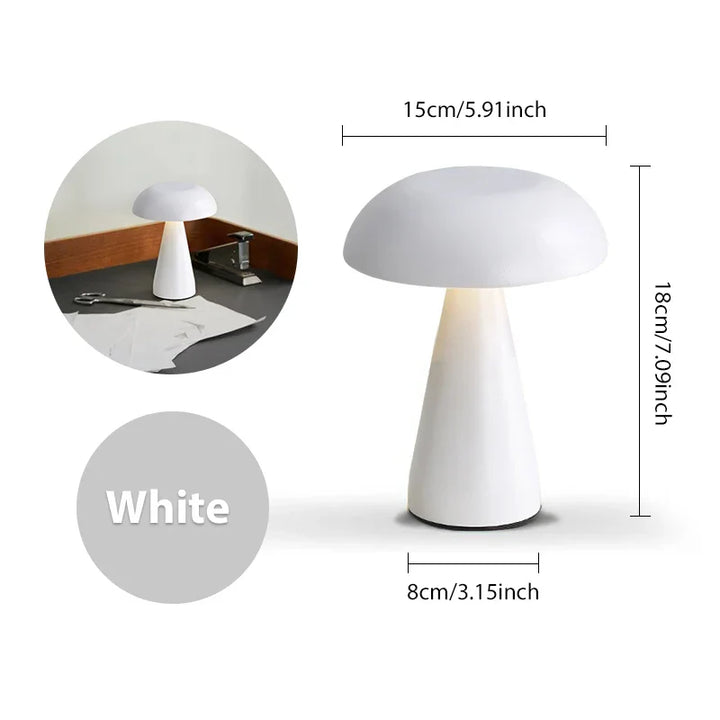 Pilz LED Lampe im Retro Stil. Kabellos, dimmbar und erzeugt ein warmes, einladendes Ambiente.