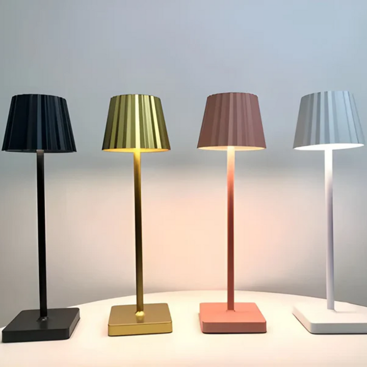 Dimmbare Touch-Tischlampe, kabellos, spendet sanftes Ambiente Licht, ideal für Indoor & Outdoor.