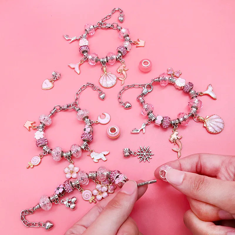 DIY Kinderschmuck Bastelbox: Alles zum Gestalten individueller Armbänder – Perlen, Fäden, Anhänger.