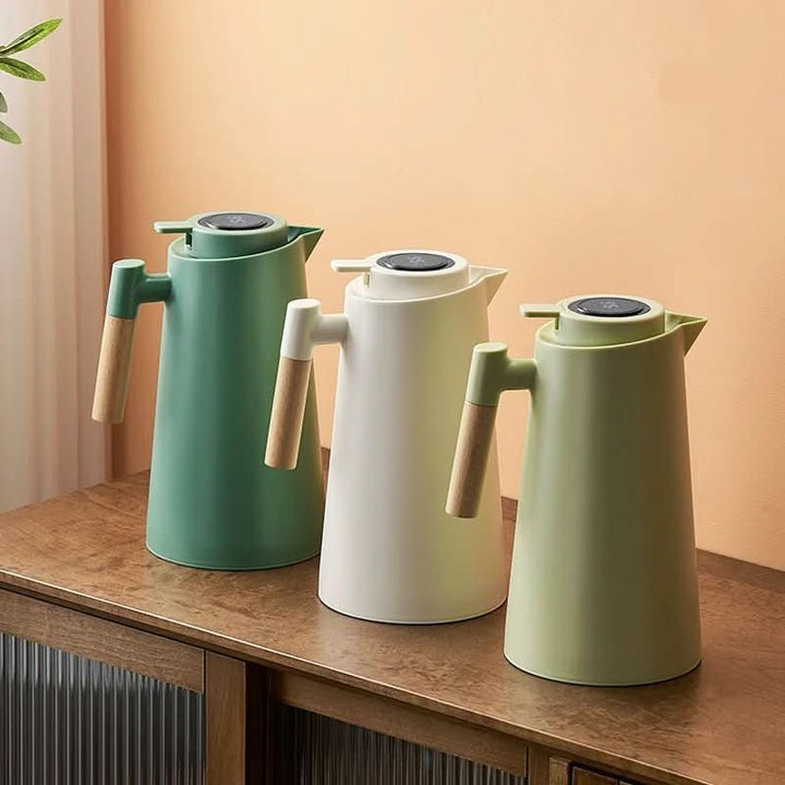 Elegante Edelstahl-Thermoskanne mit doppelwandiger Isolierung, digitaler Temperaturanzeige & Holzgriff.