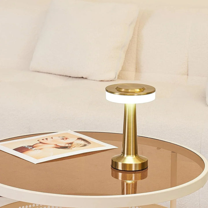 Vintage-Stil drahtlose LED-Tischlampe dimmbar. Schafft warmes, anpassbares Licht.