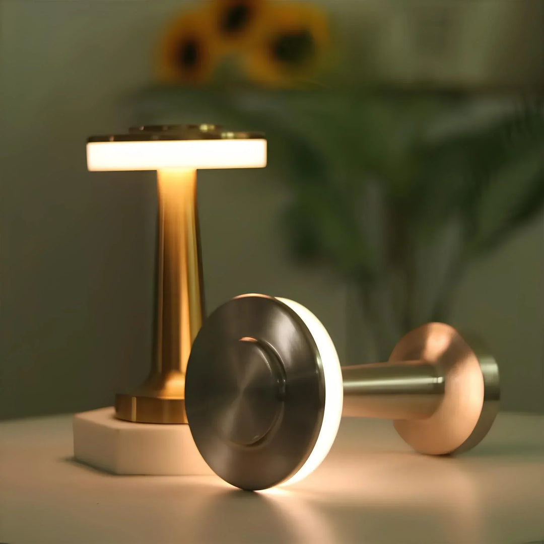 Dekorative drahtlose Retro Tischlampe mit dimmbarer LED. Eyecatcher für Ihr Interieur.