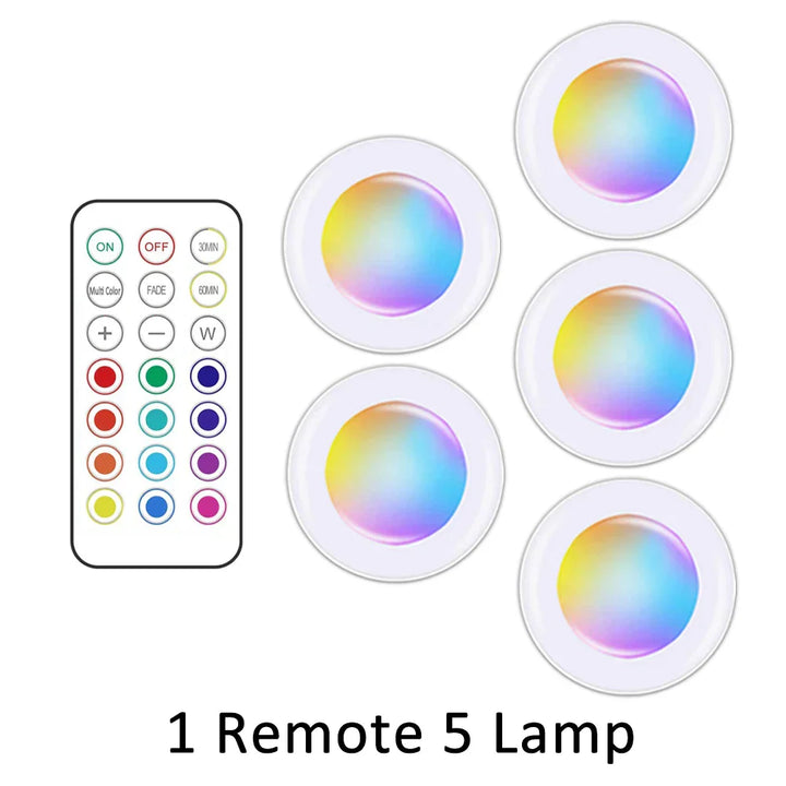 Moderne RGB LED Ambientebeleuchtung, kabellos mit Farbwechsel, für gemütliche Raumgestaltung.