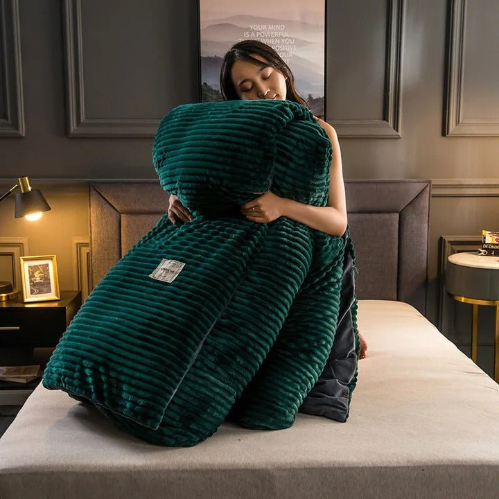 DreamFleece Kuscheldecke für das Wohnzimmer: Flauschig weich und wärmend.