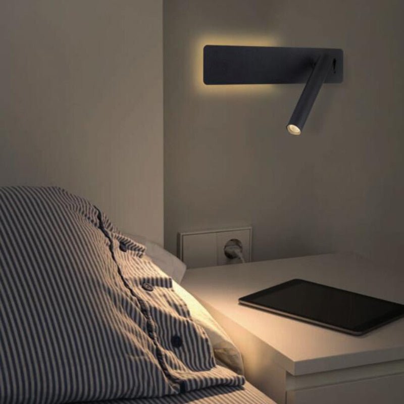 Moderne schwarze LED-Wandleuchte mit flexibler Drehfunktion, dimmbar für Akzentbeleuchtung und Leselicht.