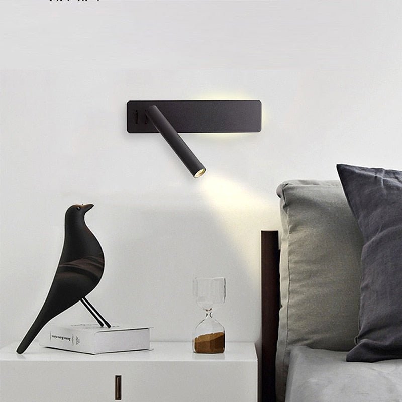 Energiesparende, drehbare LED-Lampe, dimmbar, perfekt als flexibles Leselicht oder Akzentbeleuchtung für Zuhause.