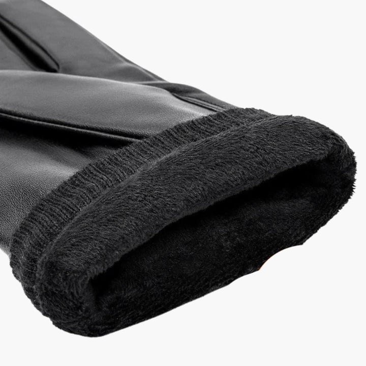 Stilvolle Herren Winterhandschuhe aus echtem Leder, bieten Komfort und Wärme für kühle Tage.