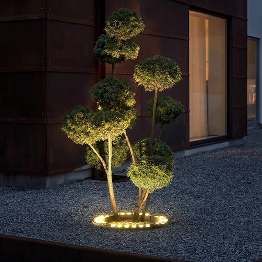 Flexibler EcoBright LED-Spotlight: Verstellbarer Gartenstrahler für zielgerichtete Außenbeleuchtung, wetterfest.