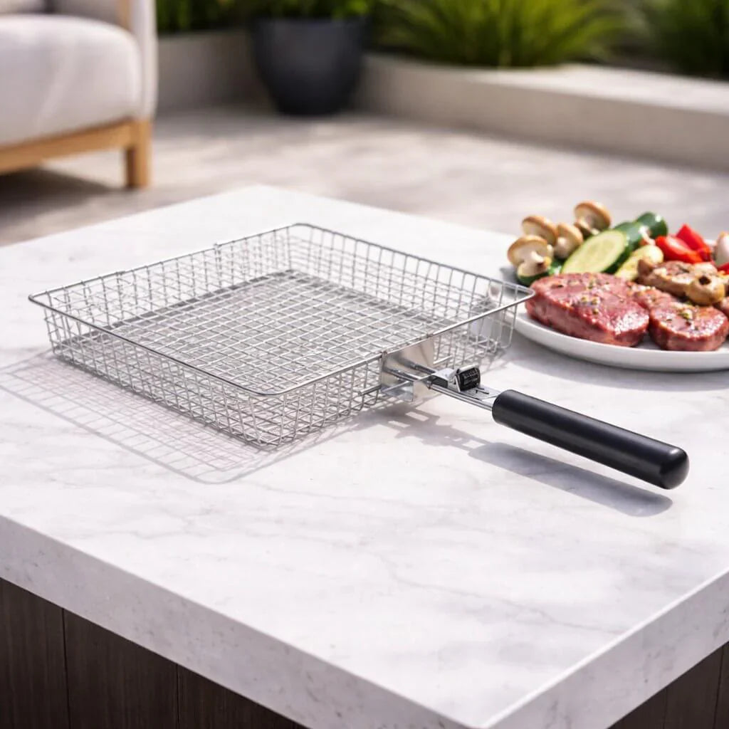 Robuster Edelstahl Fischkorb für schonendes Grillen von Fisch & Meeresfrüchten. Einfache Handhabung, tolle Grillergebnisse.