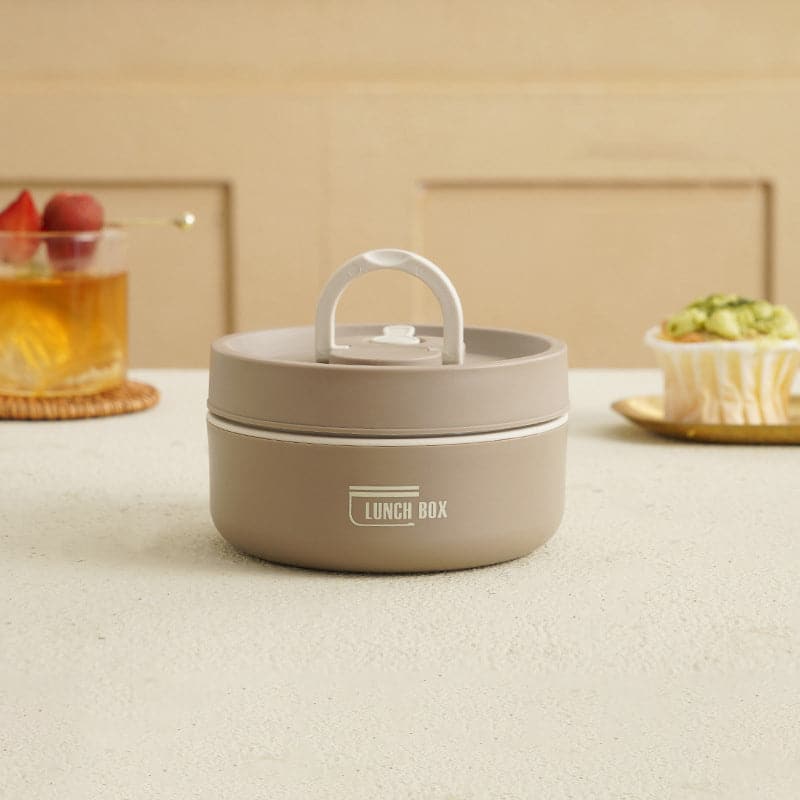 Moderne Edelstahl-Warmhaltebox für stilvolles und warmes Mittagessen.