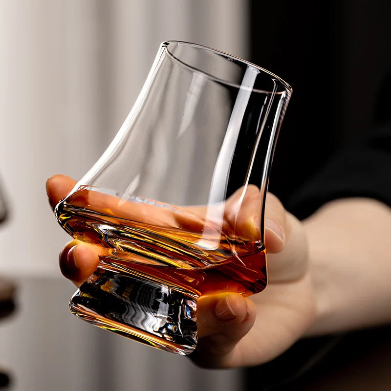 Elegantes Whiskey Gläserset (4 Stk.) als Geschenkidee für die Hausbar. Optimal für den besonderen Genuss edler Tropfen.