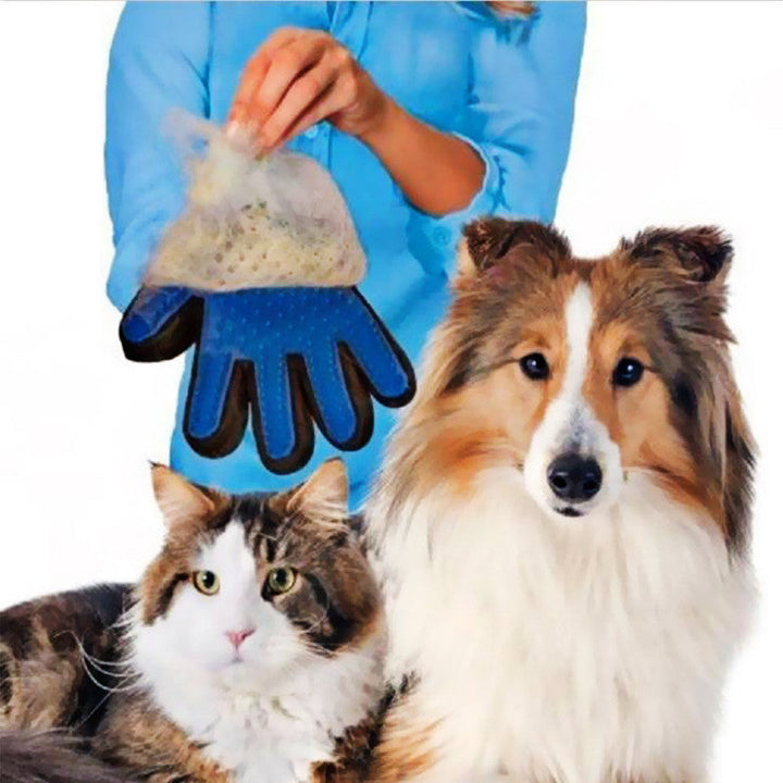 GroomGlove Pflegehandschuh für Haustiere, ideal zum Entfilzen und für die tägliche Tierpflege von Hund & Katze.