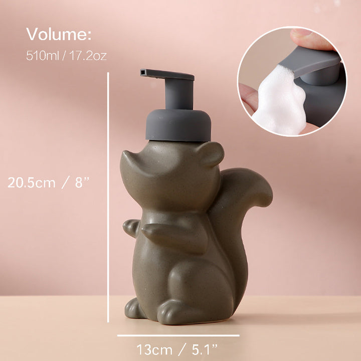 Niedlicher, nachfüllbarer Eichhörnchen Schaumseifenspender, 510ml, mit Tierdesign, für Bad & Küche.