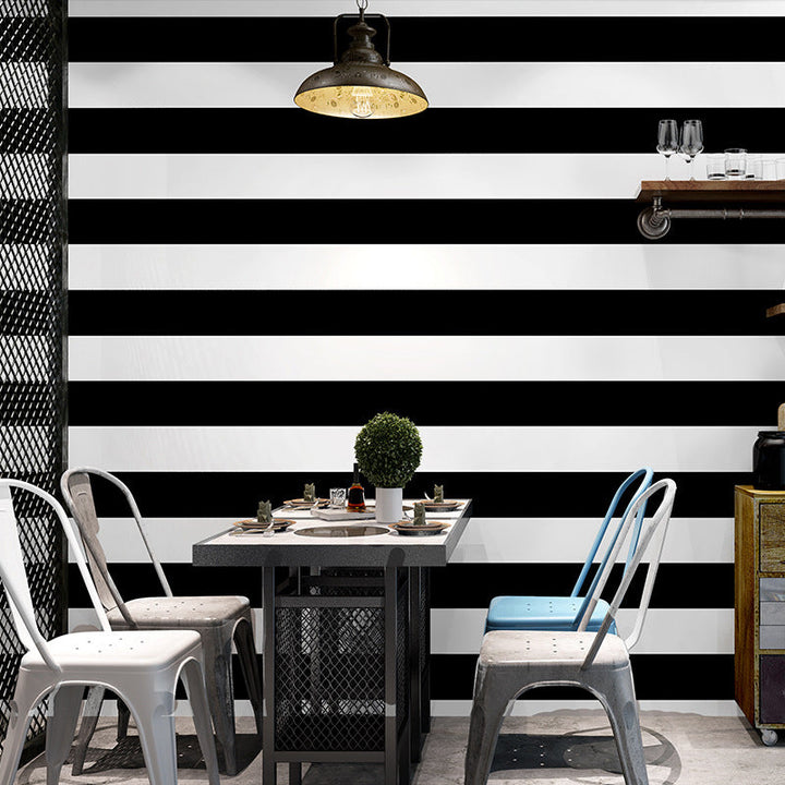 Moderne Streifentapete, wasserfest & ungeklebt. Perfekte Wanddeko für Wohnzimmer, Café oder Boutique.