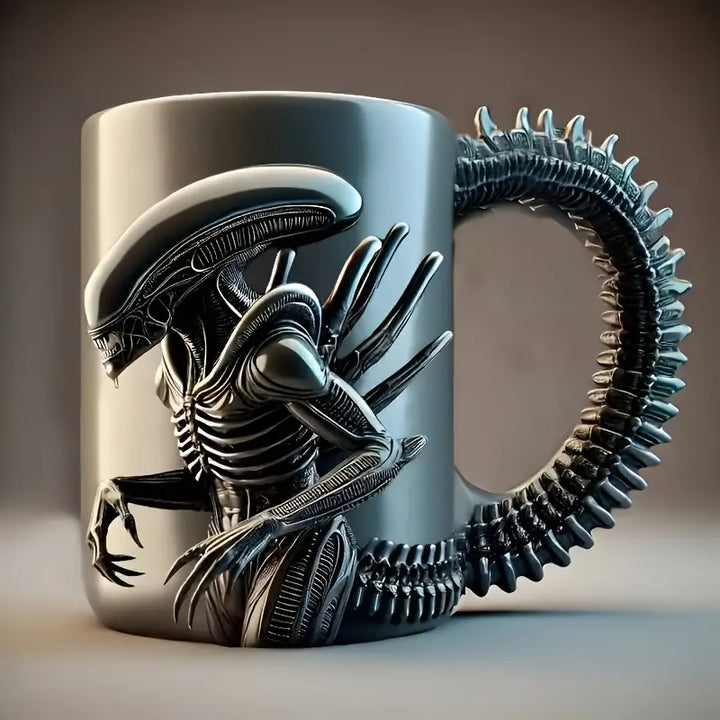 Einzigartige Xenomorph Tasse aus Harz & Edelstahl. Sci-Fi-Becher für Alien-Fans & Sammler. Gothic Trinkgefäß.