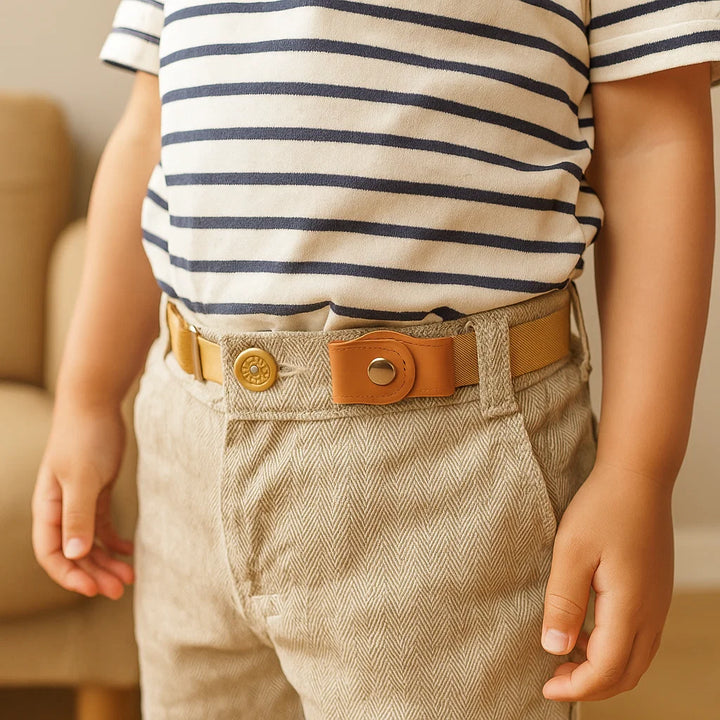 Elastischer Freizeit Gürtel für Kinder, in hellen Farben, passt sich perfekt an jede Taille an.