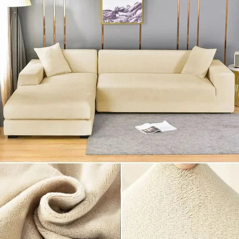 Pflegeleichter Stretchbezug für Sofa, aus luxuriösem Samt, in tiefem Blau.