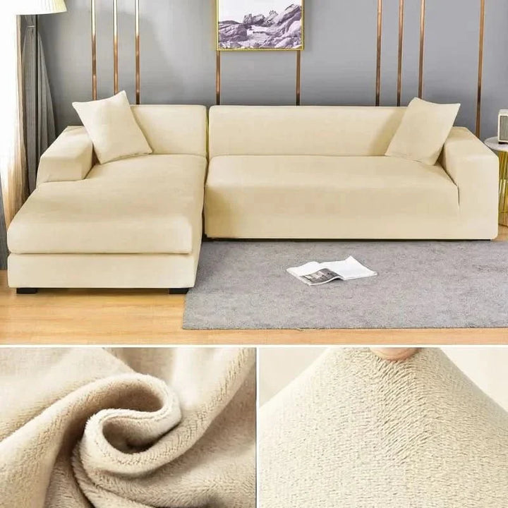 Pflegeleichter Stretchbezug für Sofa, aus luxuriösem Samt, in tiefem Blau.