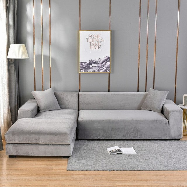 Moderner Stretchbezug für Ihr Sofa. Elastischer Schutzbezug, ideal für Familien mit Tieren.