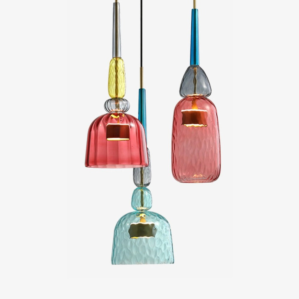 Elegante bunte LED Pendelleuchte für Wohnzimmer & Esszimmer. Moderne Deckenbeleuchtung aus Glas.