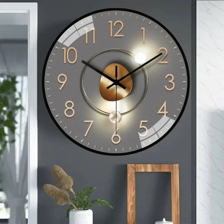 Minimalistische digitale Wanduhr, klassische Form, geräuschlos, passt zu moderner & traditioneller Einrichtung.