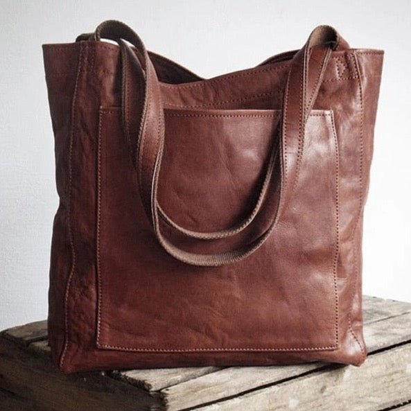 Luxuriöse braune Elisa Handtasche für Frauen, perfekt als Alltagstasche und schickes Damen Accessoire.