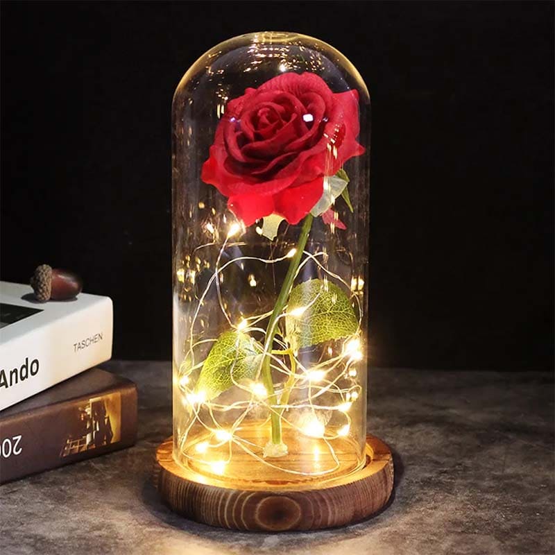 Elegante ewige Rose in hochwertigem Glassturz, perfekte romantische Dekoration für Zuhause oder als Geschenk.
