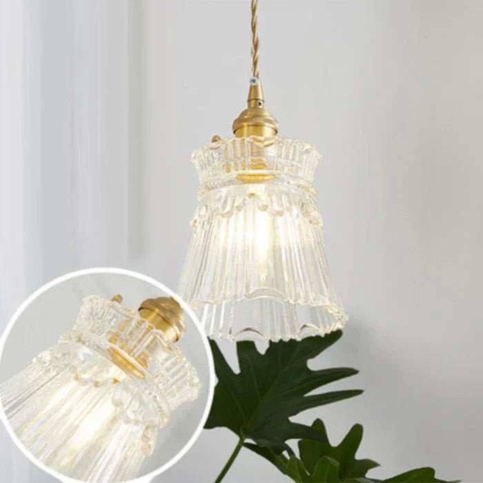 OpulentGlow Hängelampe, Glas, modern, elegant, als Esszimmerleuchte oder Dekolampe.