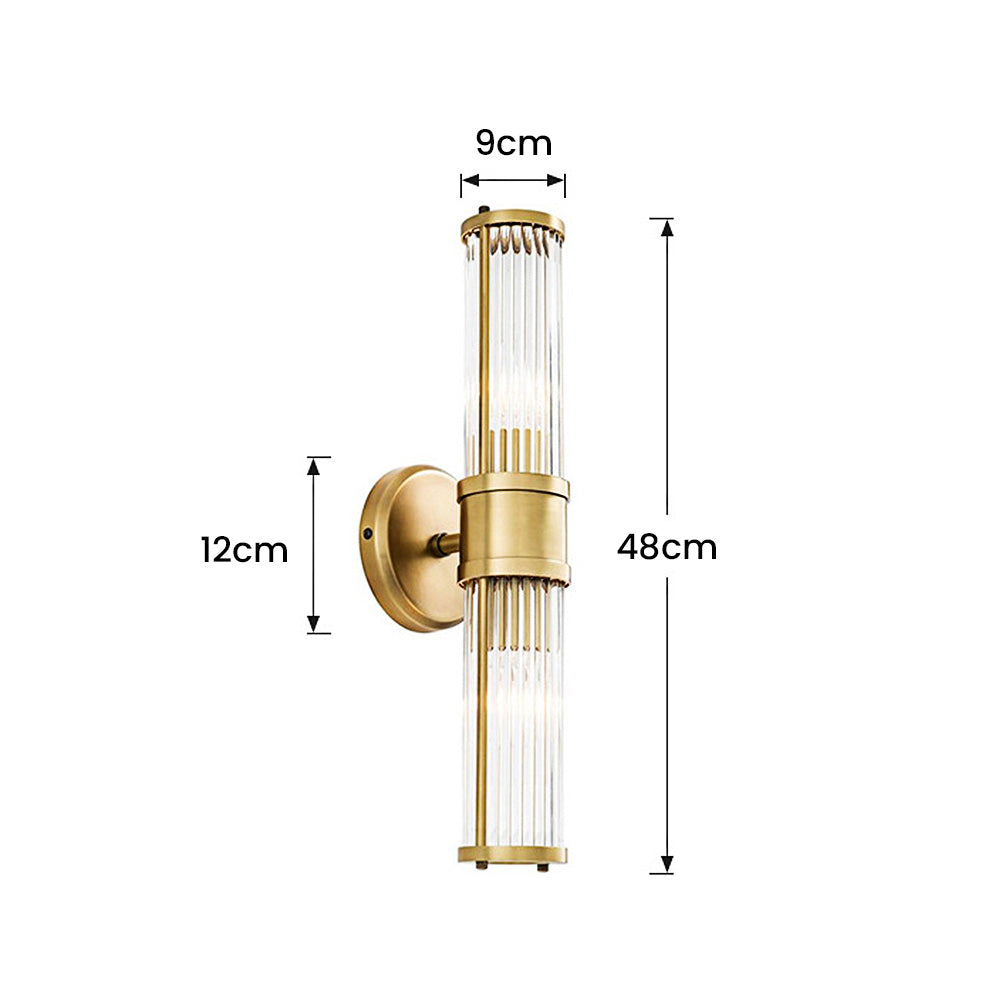 Zeitlose goldene Wandleuchte, moderne & klassische LED-Badleuchte. Design-Statement für luxuriöse Innenräume.