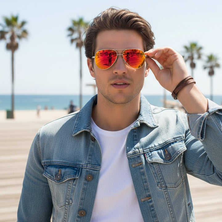 Stilvolle Herren Sonnenbrille, schwarzes Gestell, Accessoire mit UV400-Schutz für klare Sicht.
